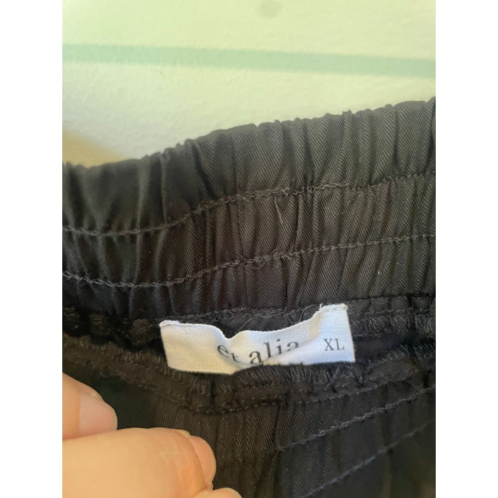 Et alia size xl taylor pant – black/latte stripe - trousers clothing & fashion - designer clearance - pants women’s