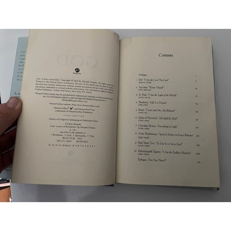 God - deepak chopra - first edition 2012 - print books book - condition: used - crime - fiction printed media