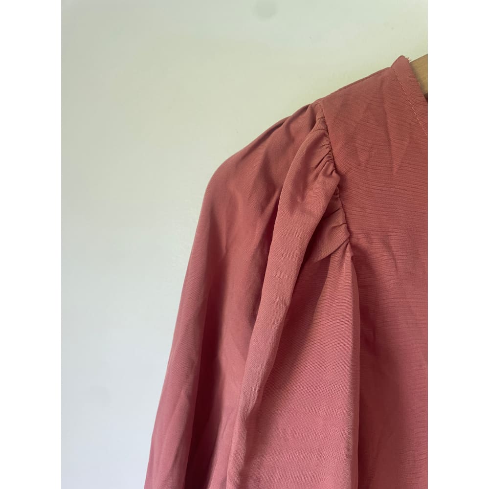 Brand new floaty top – size s/m (cut label) - blouses blouse - bnew label cut branded clothing - clothing & fashion