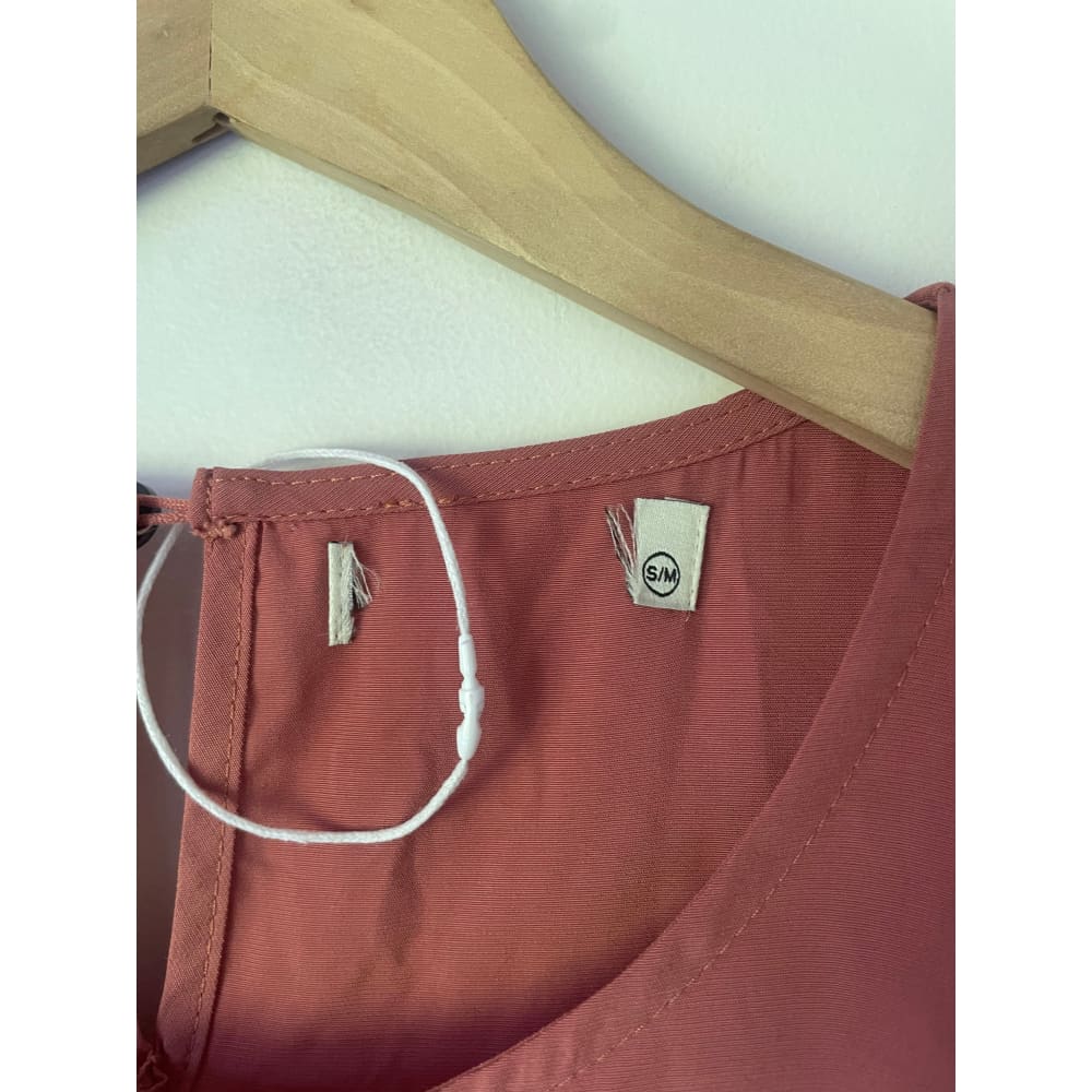 Brand new floaty top – size s/m (cut label) - blouses blouse - bnew label cut branded clothing - clothing & fashion