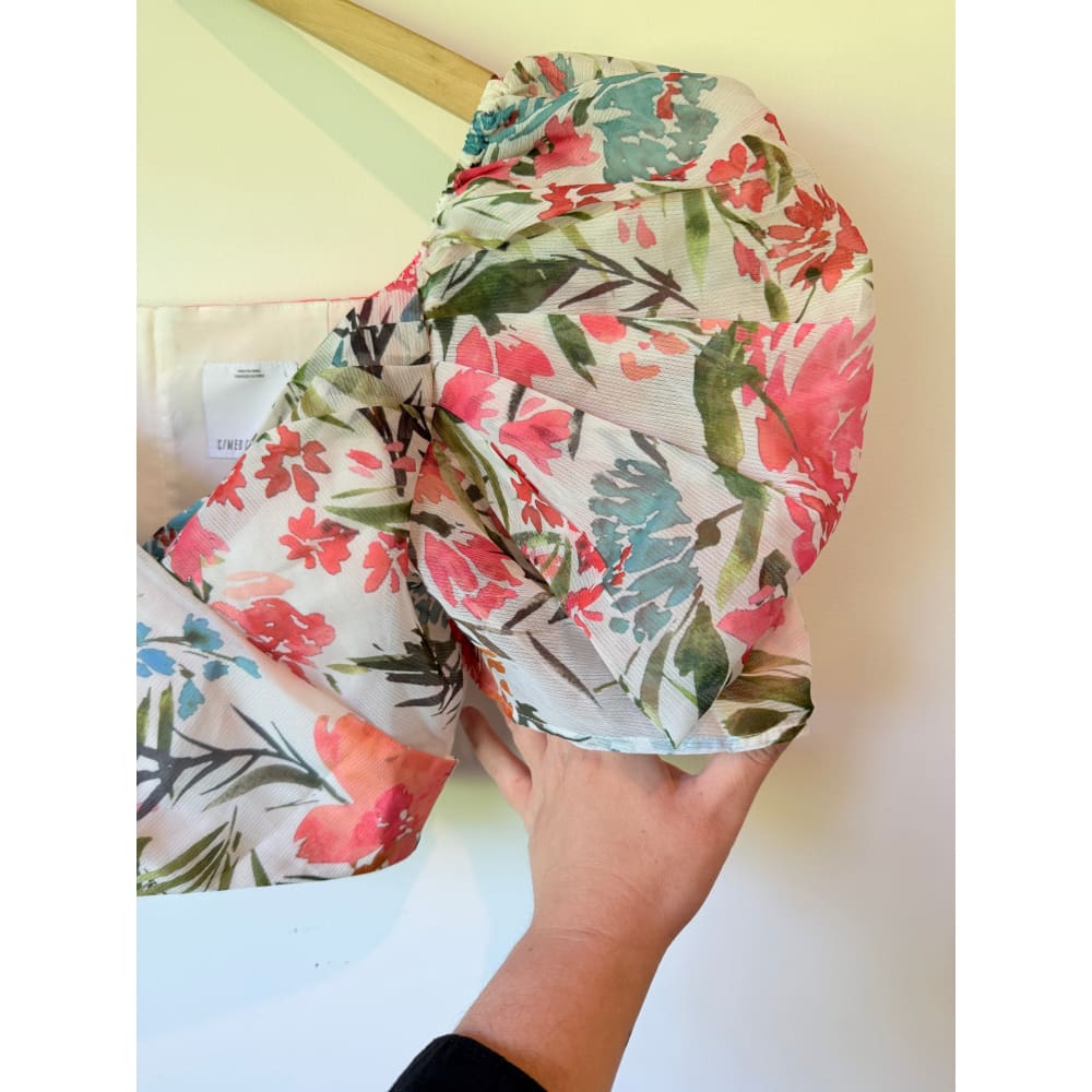 C/meo collective size 12 floral puff sleeve crop top - crop tops top womenās apparel