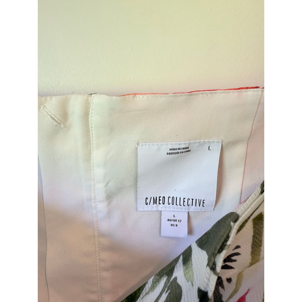 C/meo collective size 12 floral puff sleeve crop top - crop tops top womenās apparel