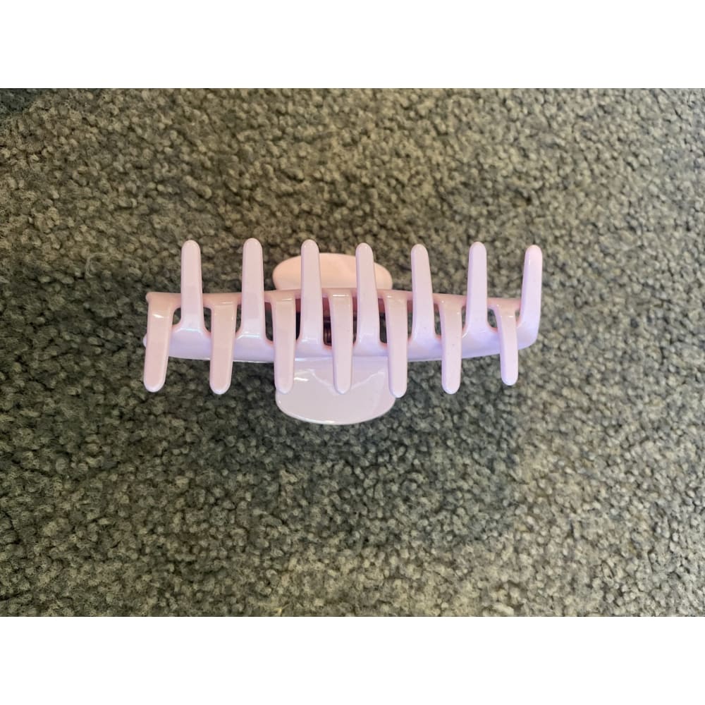 Toast. Florence claw clip rrp $25 - hair pins claws & clips clips - hair accessories fashion accessories
