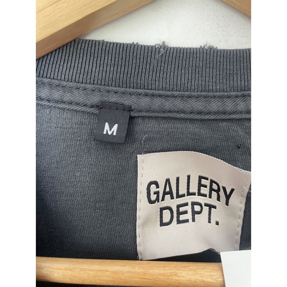 Gallery dept. Size m tee – brand new | premium streetwear staple - t-shirts clothing & fashion - men - t-shirt - tee