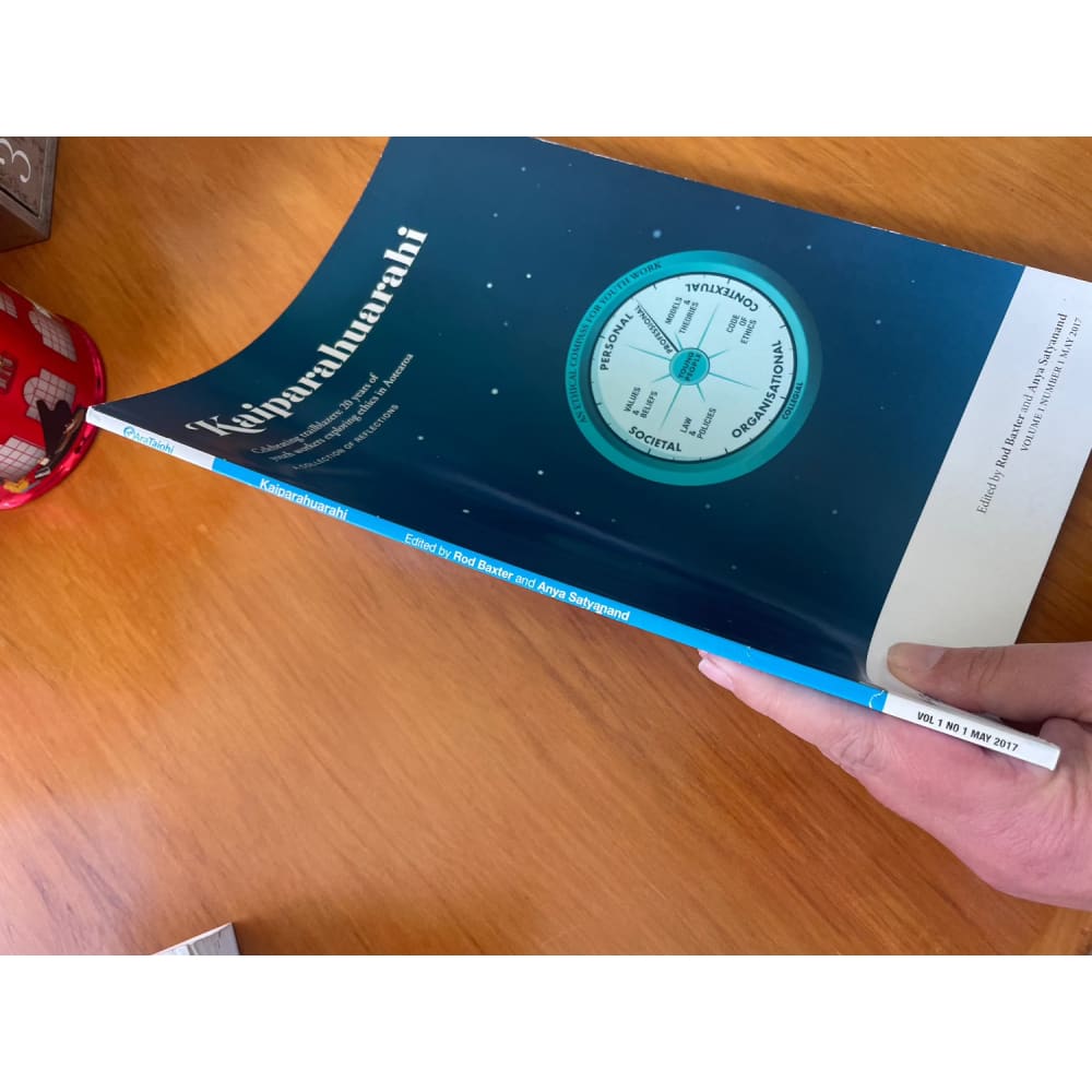 Kaiparahuarahi: celebrating 20 years of youth workers - print books book - condition: used - social - work printed media