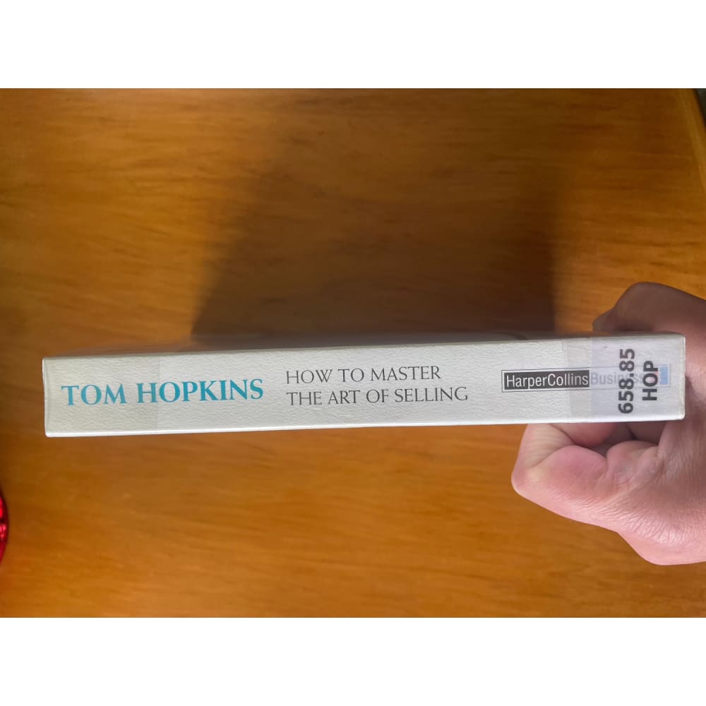 How to master the art of selling - tom hopkins - print books book - condition: used - leadership - self-help printed