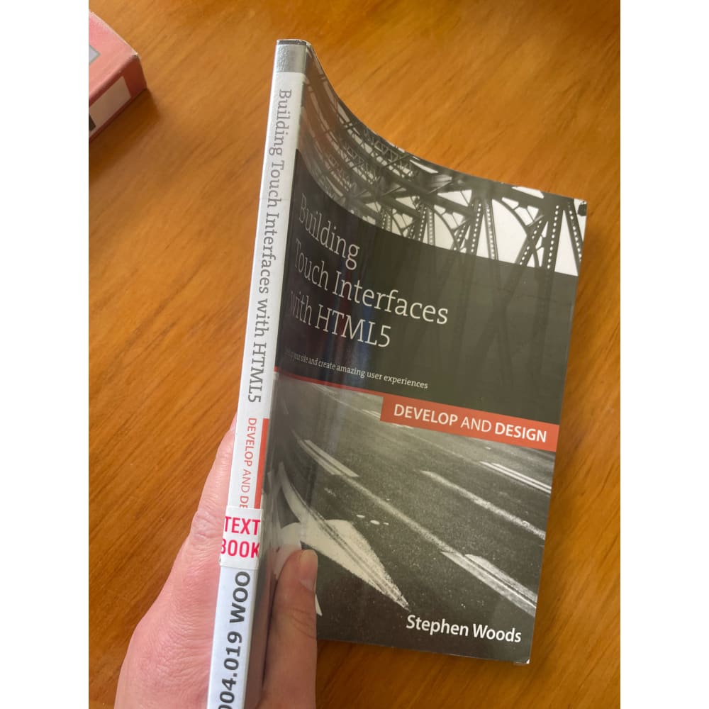 Building touch interfaces with html5 - stephen woods - print books book - condition: used - programming - technology