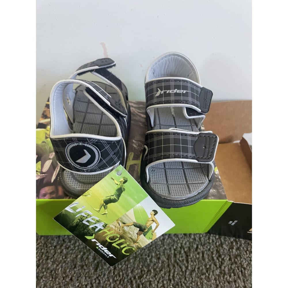 Rider infant velcro sandals – size 8 | made in brazil | brand new - baby & toddler sandals clothing & fashion - infant