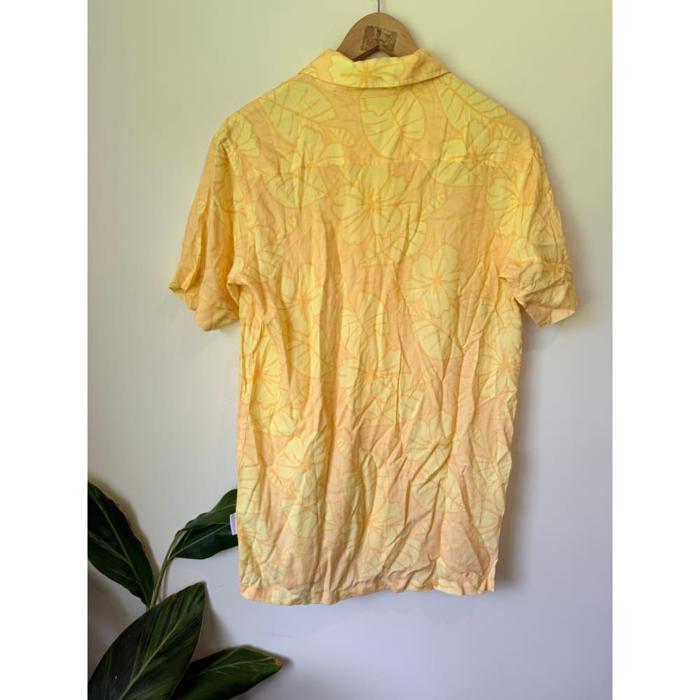 Islakoko size s cotton/linen blend shirt - shirts tops men’s apparel