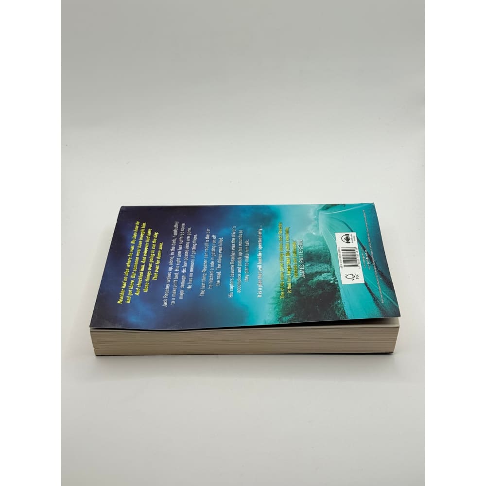 In too deep by lee child and andrew child - print books printed media