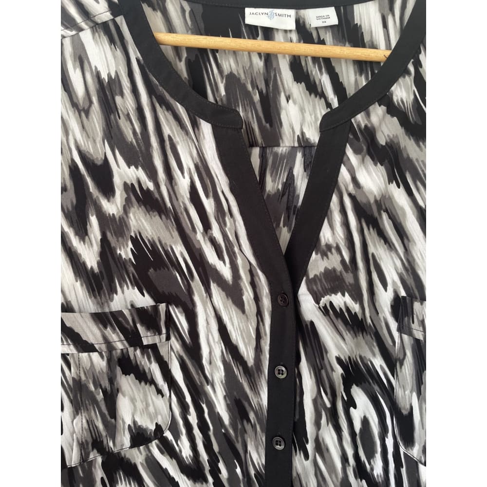 Jaclyn smith 3x blouse - blouses clothing & fashion - condition: used - long sleeve women’s apparel