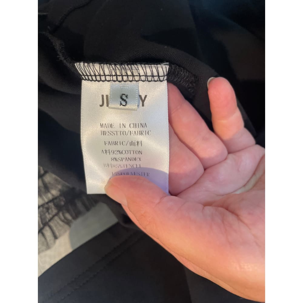 Jian.y black printed sweater – size s (brand new cut-label) - sweatshirts bnew label cut branded clothing - clothing &