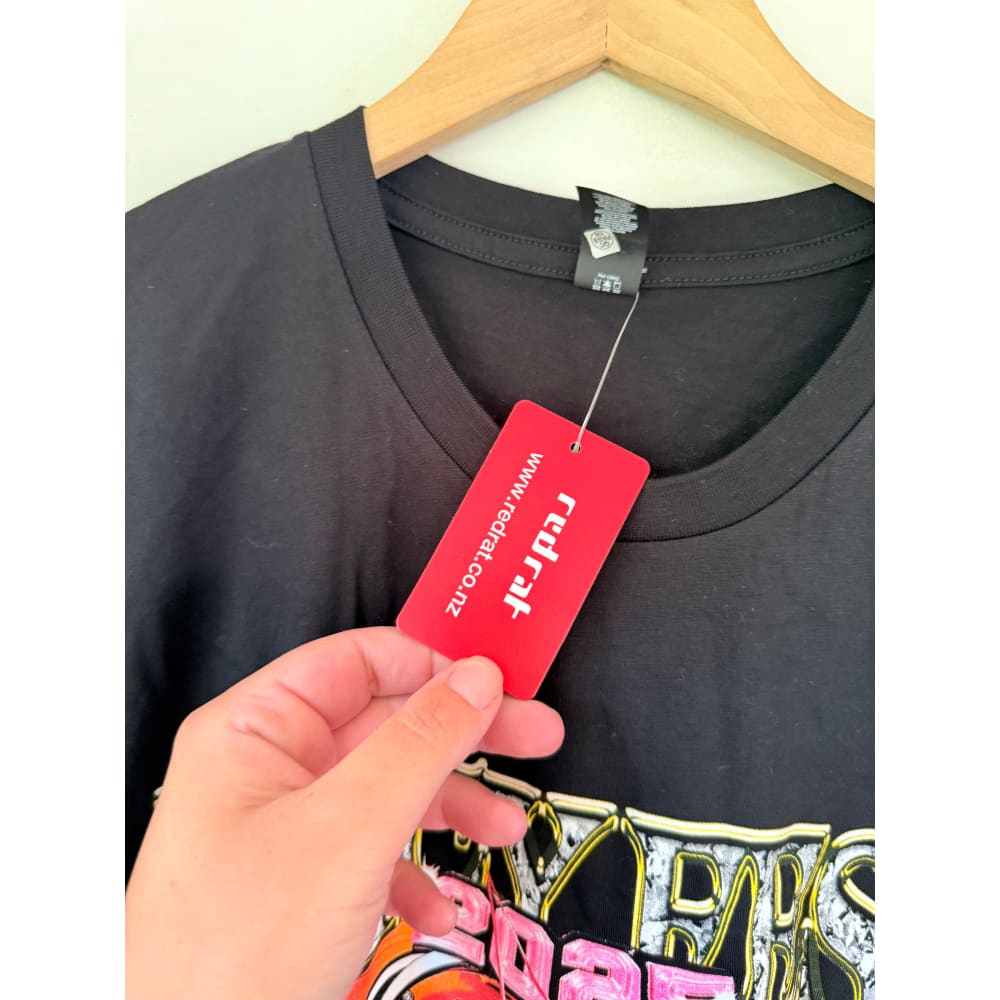 As colour juicy fest 2025 t-shirt - size l - t-shirts tops men’s apparel