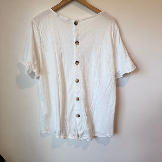 Katies button textured top - size xl white - blouses top women’s apparel