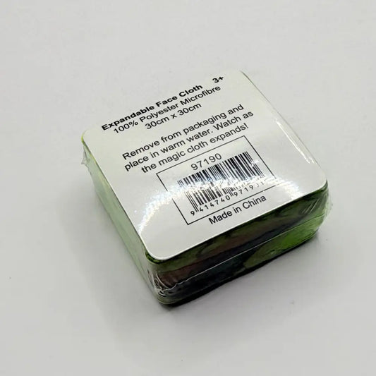 Expandable face cloth made of 100% polyester microfibre, 30cm x 30cm, that expands in warm water.