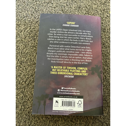 The burning room by michael connelly - books printed media