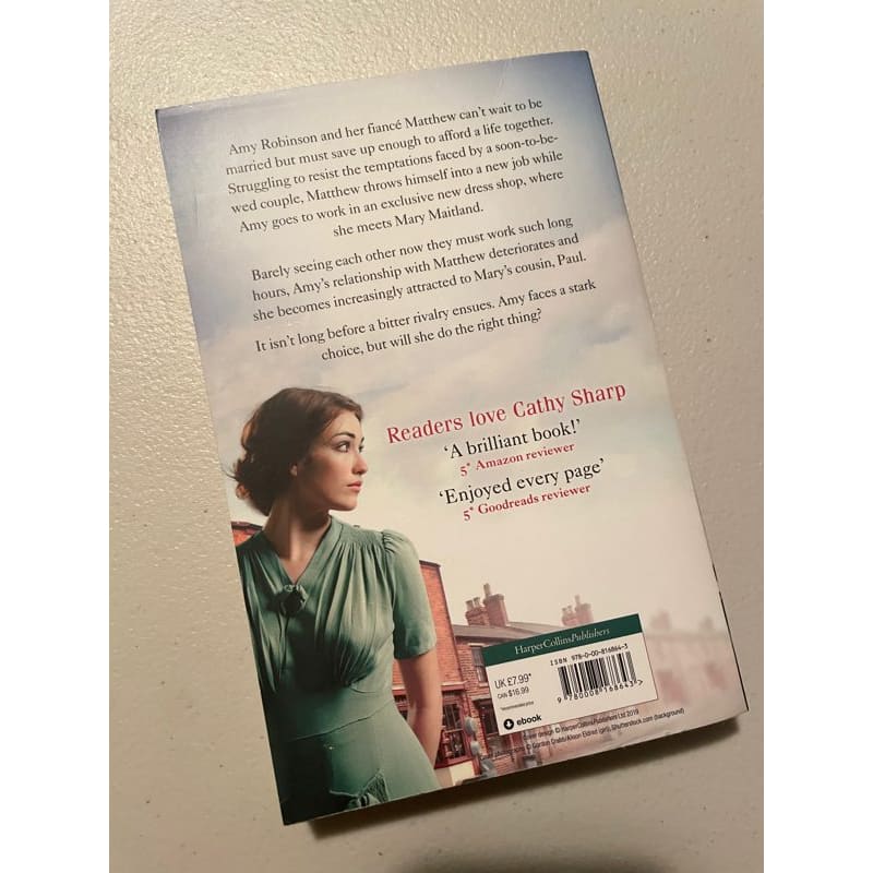 A daughter’s dream - cathy sharp - print books book - condition: used - fiction - fiction book - romance printed media