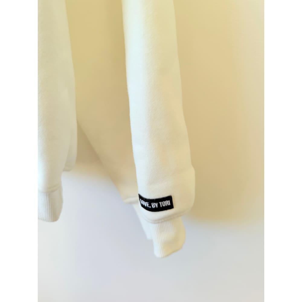 Love by tori size l ivory relaxed fit crewneck sweatshirt - sweatshirts top women’s apparel