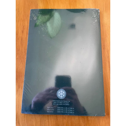 Marine biota new zealand: niwa biodiversity memoir 134 (2022) - print books book - science printed media