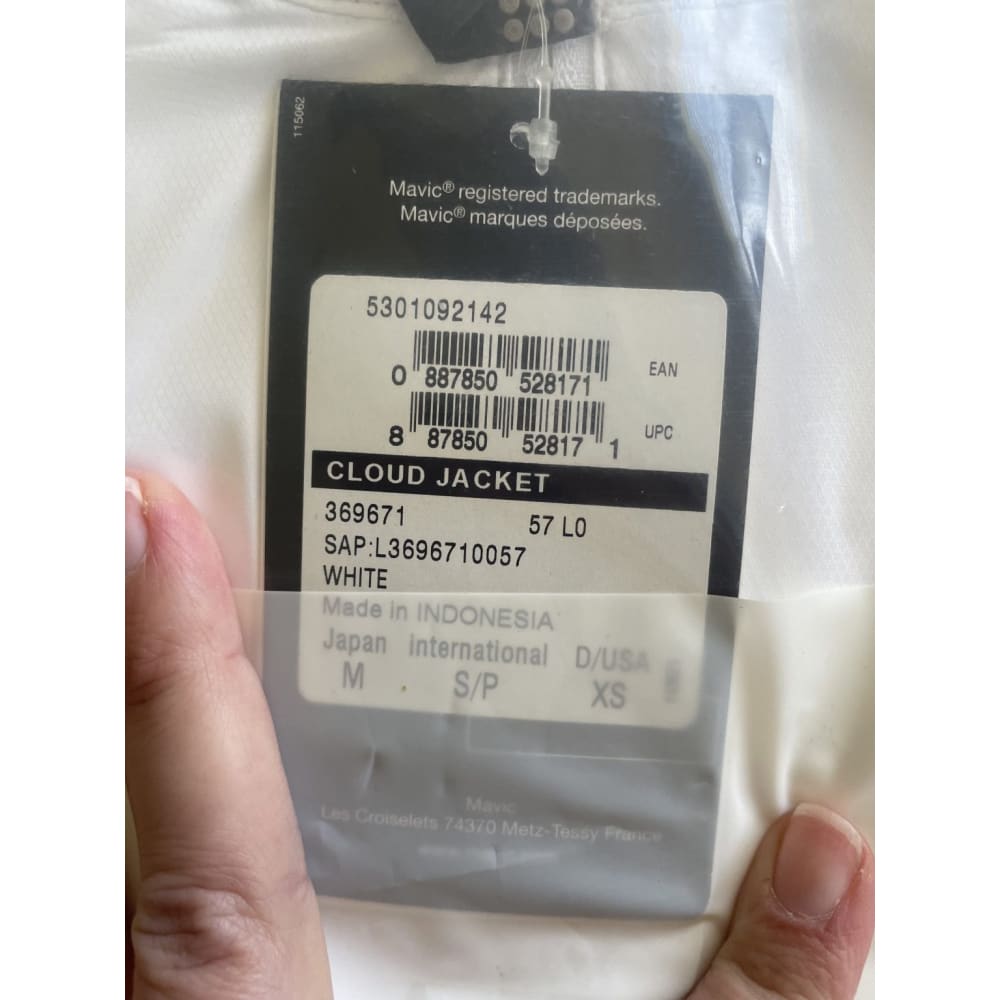 Bnwt mavik size s cloud shower-proof jacket in white - s - clothing tops clothing & fashion - jacket - jackets - men