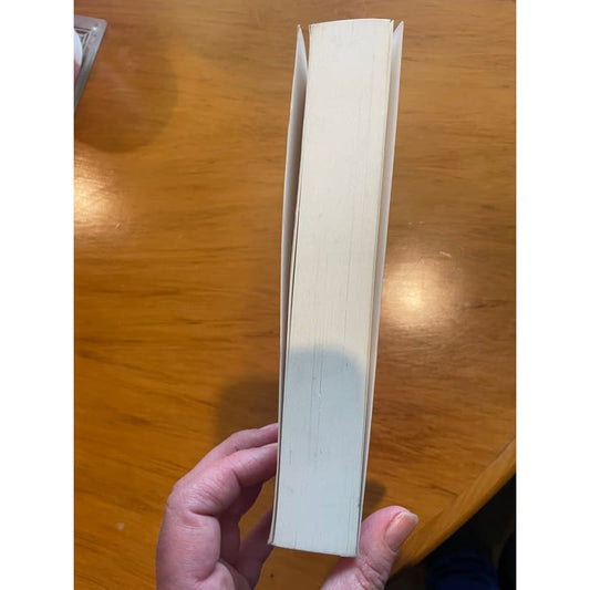 The time in between: a memoir of hunger & hope - nancy tucker - print books book - condition: used - health - memoir