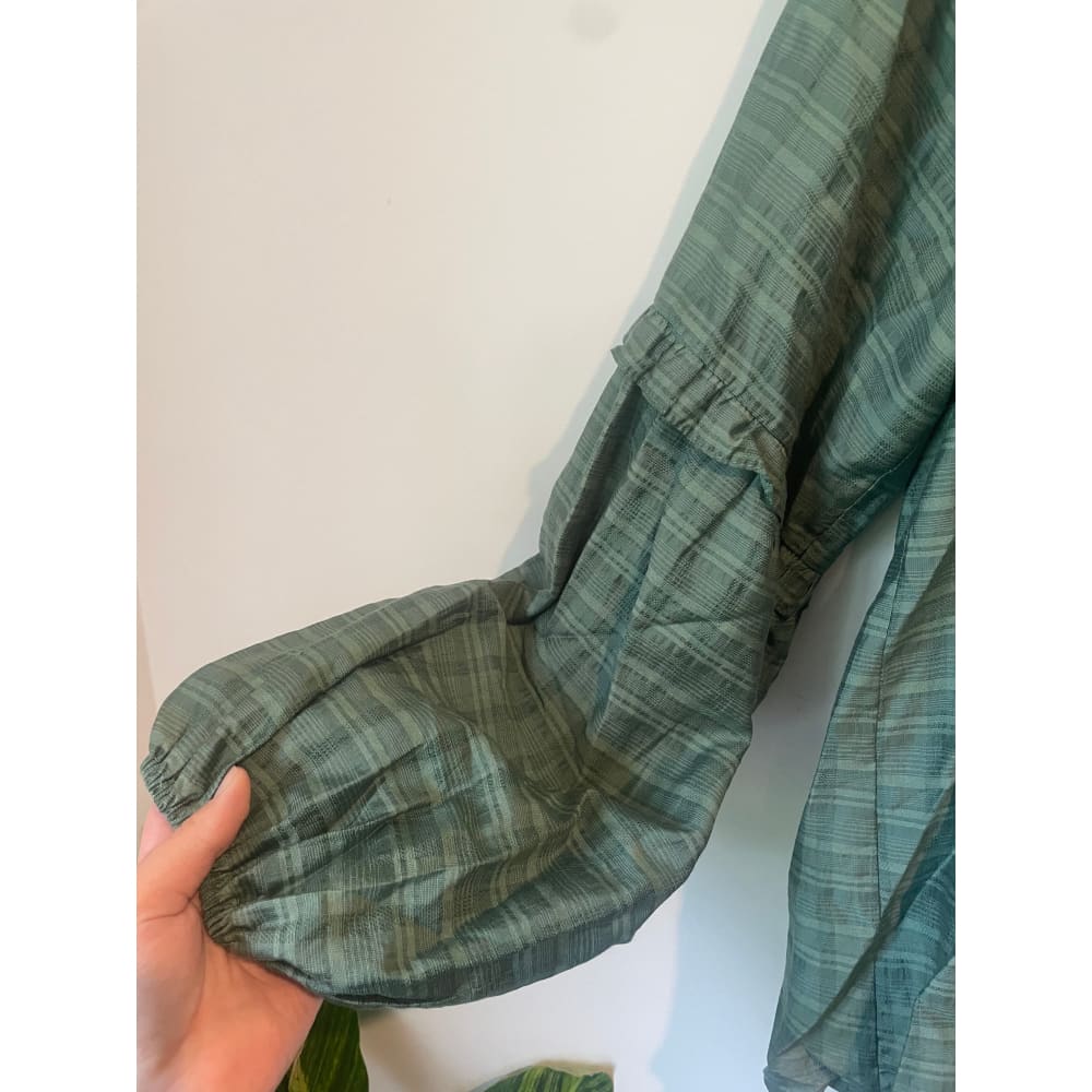 Zafina size 10 top - clothing tops blouse - clothing & fashion - designer clearance - top women’s apparel