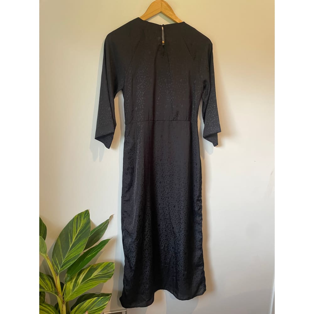 Vila clothes size 36 / 8 wrap dress - dresses clothing & fashion - designer clearance - dresses women’s apparel