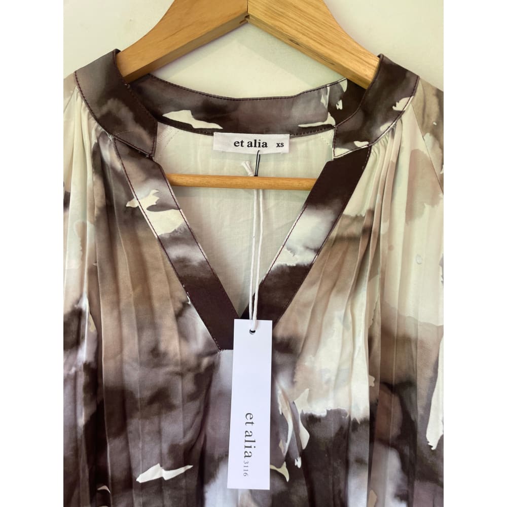 Et alia size xs long sleeve dress - dresses clothing & fashion - designer clearance - dresses women’s apparel