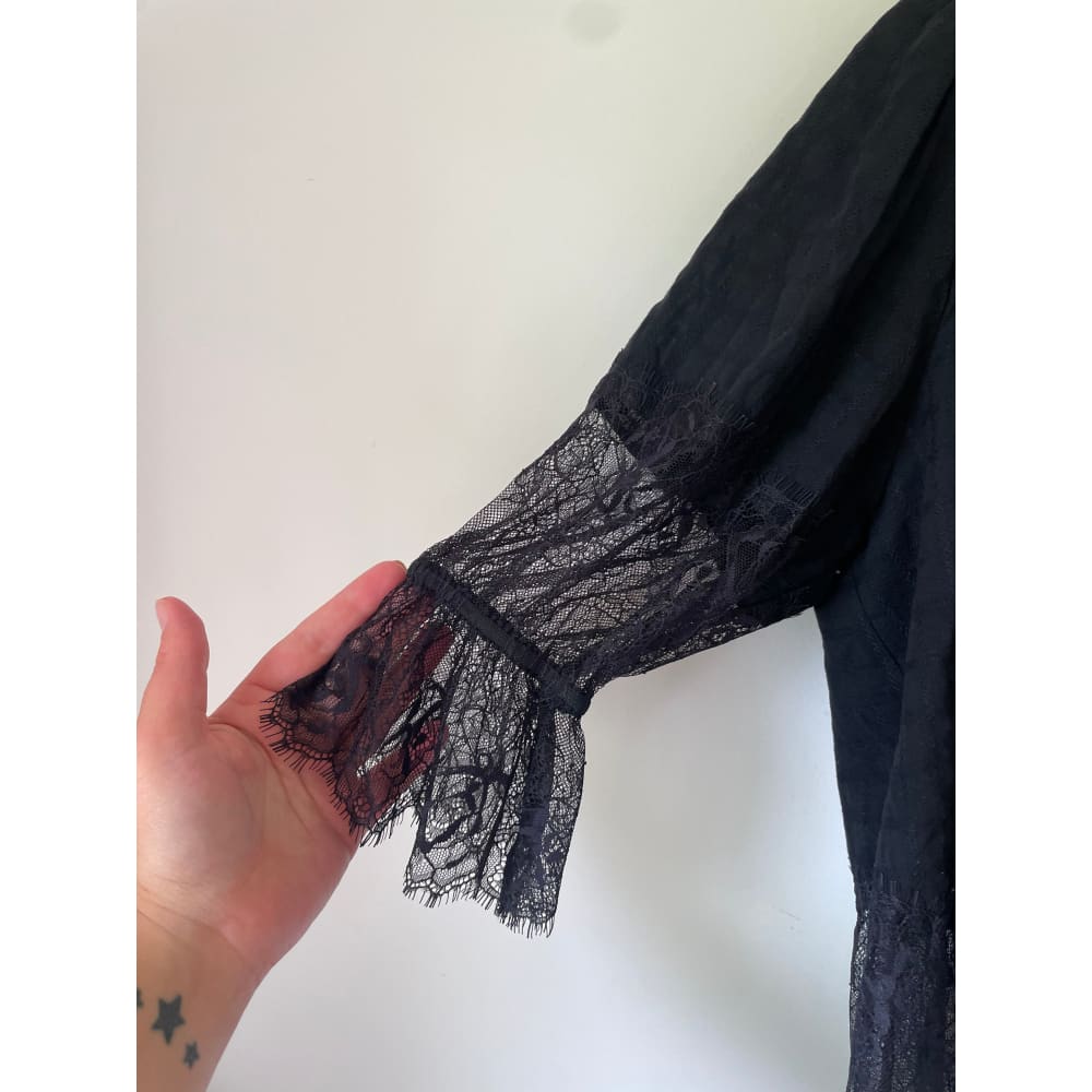 Seduce nz size 10 sheer-lace top - clothing tops blouse - clothing & fashion - designer clearance - top women’s apparel