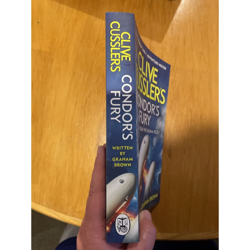 Condor’s fury - clive cussler - print books book - fiction - thriller printed media