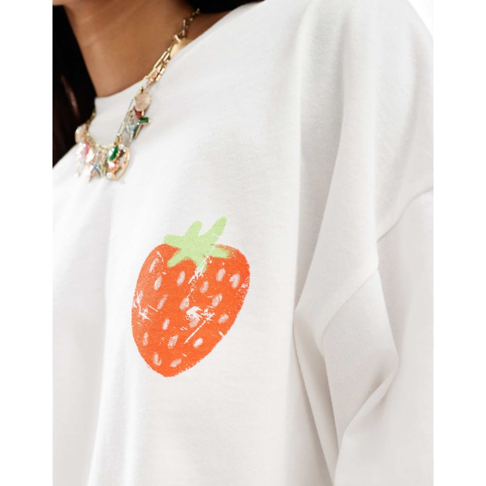Asos design size l oversized t-shirt with strawberry flower back print in white - t-shirts top women’s apparel