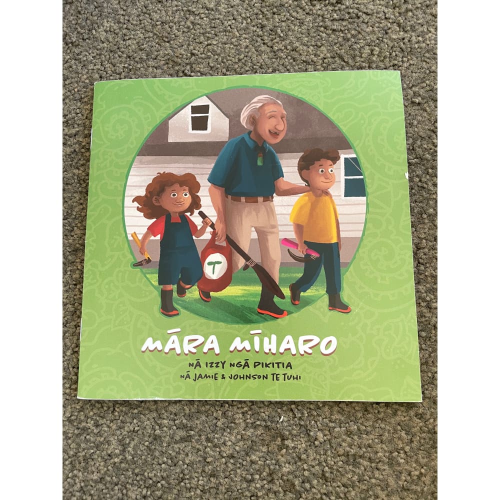 Māra mīharo | by paku - books printed media