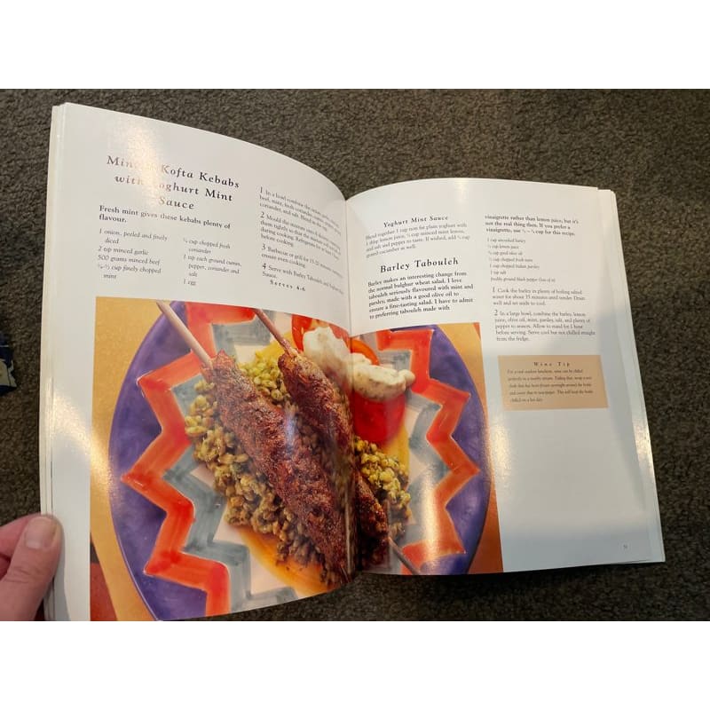 Casual eating - allyson gofton - print books book - condition: used - cooking - non-fiction printed media