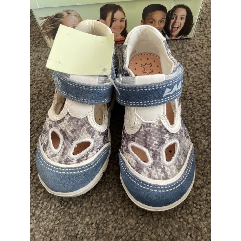Primigi infant sandals – size 24 (us 7) - baby & toddler sandals baby - clothing & fashion - infant - sandals - shoes