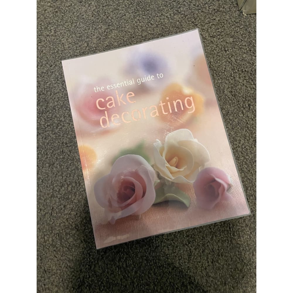 The essential guide to cake decorating - bay books - print books book - condition: used - miscellaneous printed media