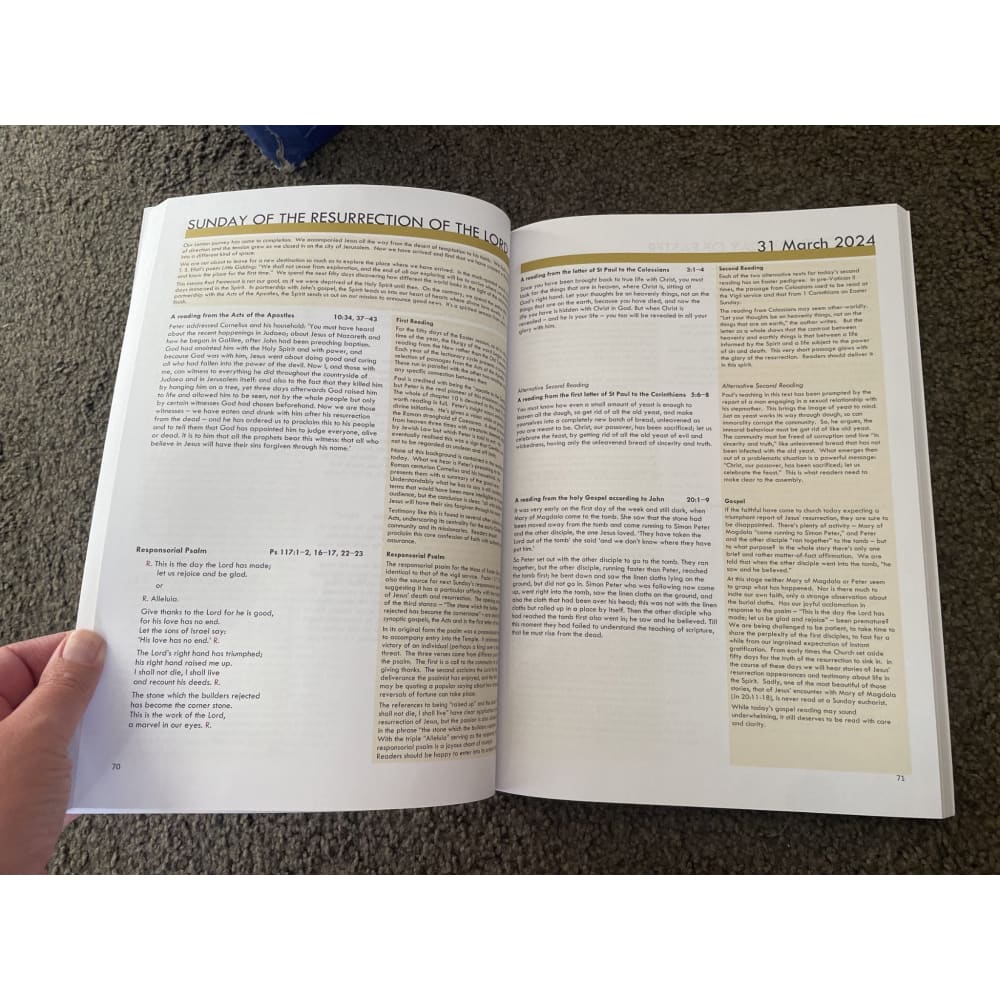 Break open the word - 2024 book for readers - liturgy brisbane - print books book - christian studies - condition: used