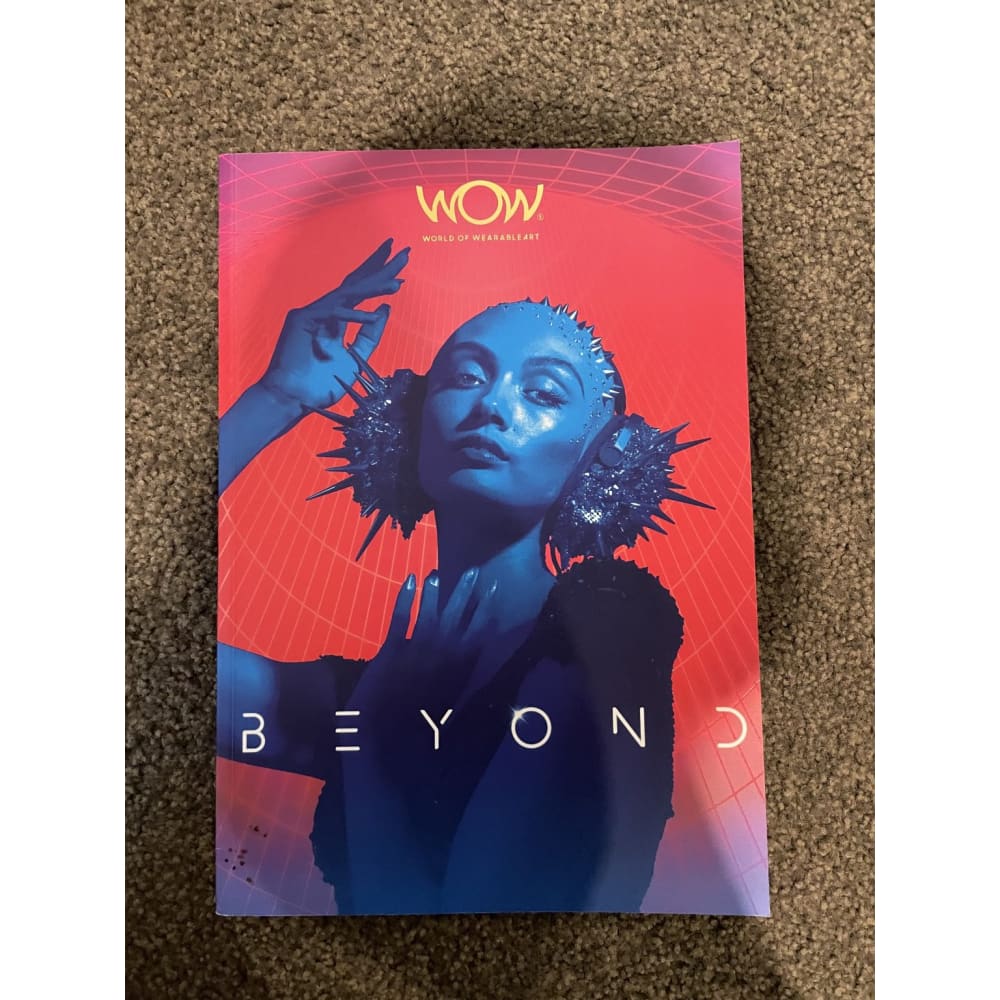 Beyond: world of wearableart 2023 - print books art - book - condition: used - fashion printed media