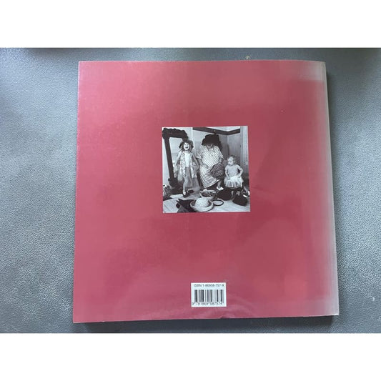 Granddads grandmas nannas & poppas: a celebration of nz families - print books book - condition: used - family