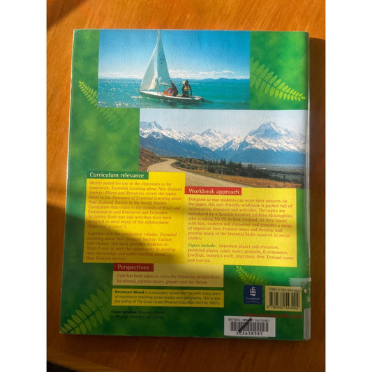 Essential learning about nz society: places and resources - bronwyn wood - print books book - condition: used