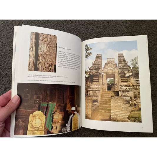 Walisongo pilgrimage - print books book - condition: used - cultural - religion printed media