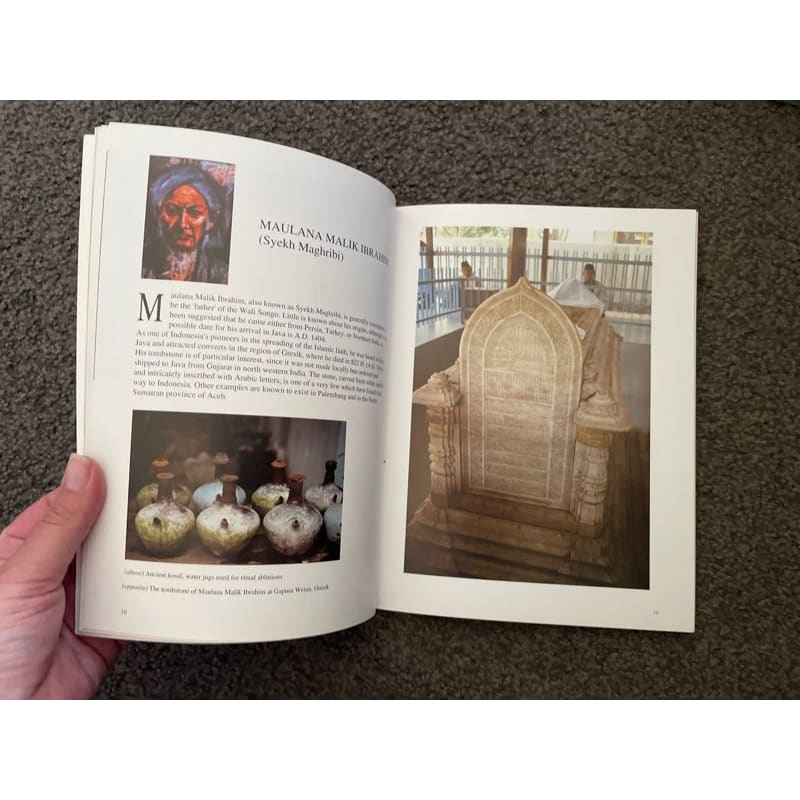 Walisongo pilgrimage - print books book - condition: used - cultural - religion printed media