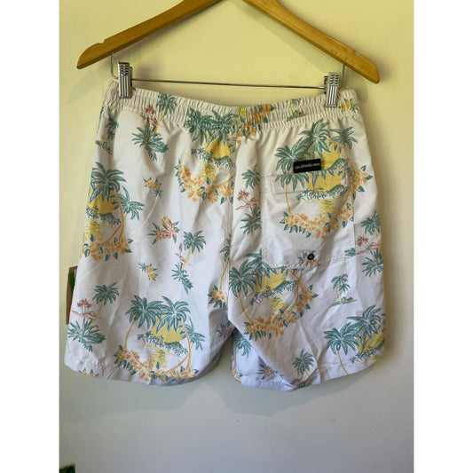 Quiksilver size m men’s everyday mix volley rrp $62.99 - boardshorts bottoms men’s apparel