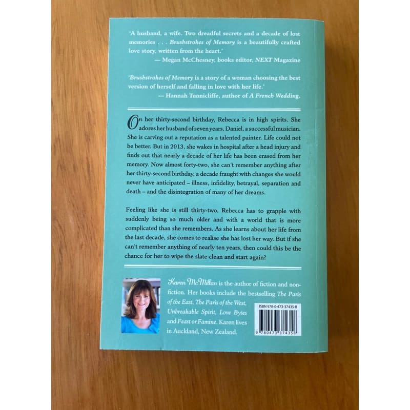 Brushstrokes of memory - karen mcmillan - print books book - condition: used - fiction - fiction book printed media