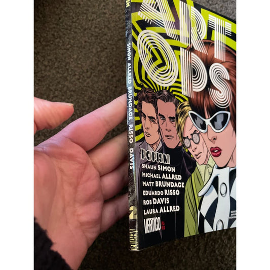 Art ops: popism - print books book - graphic - novel printed media