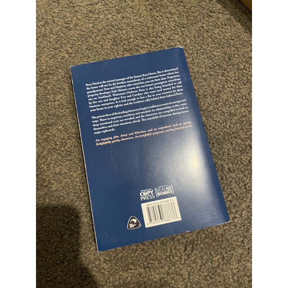The walking frame war - denis dwyer - print books book - condition: used - non-fiction printed media