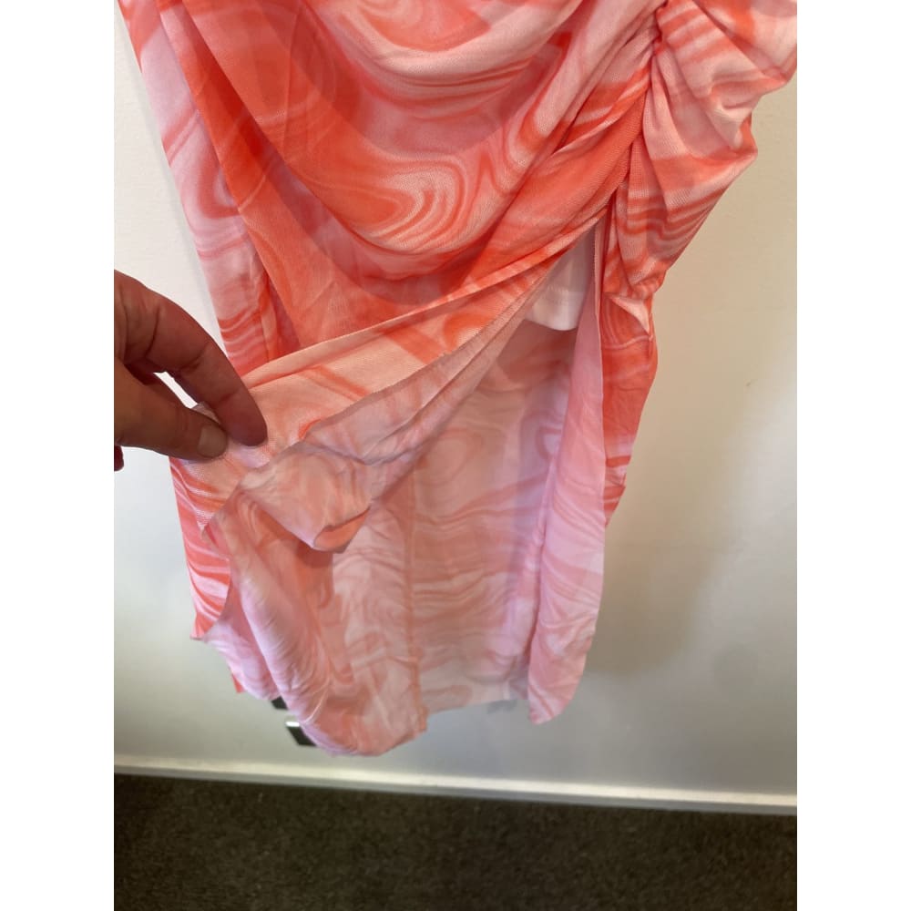 Bnwt saints + secrets size 6 halterneck rouched dress - dresses clothing & fashion - dresses women’s apparel