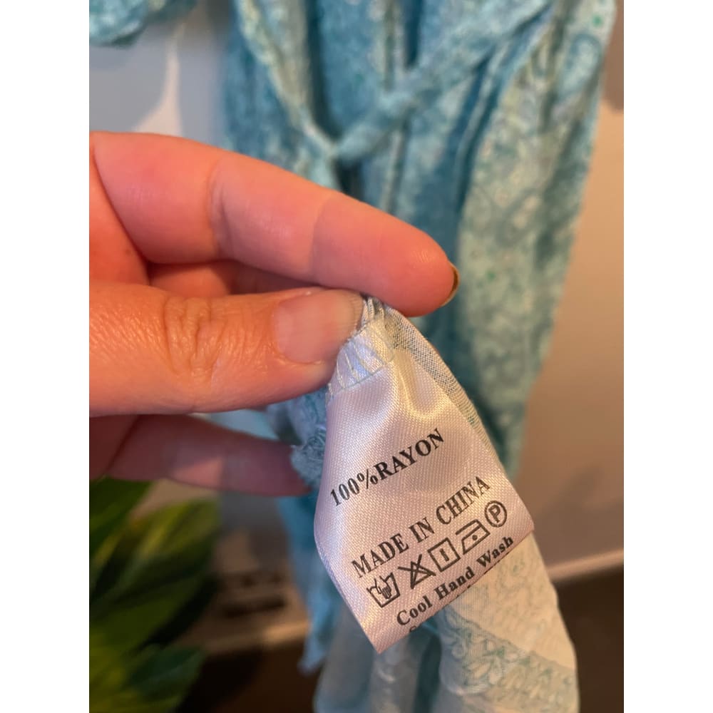 Salty bright size 8 rayon dress - dresses clothing & fashion - designer clearance - dresses women’s apparel