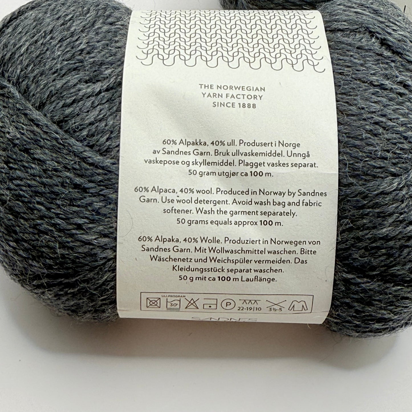 Sandnes garn alpakka ull alpaca / wool blend yarn (2 skeins) - yarn crafts