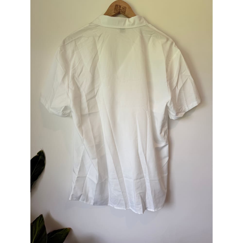 Shein size xl white short sleeve button-up shirt – crisp clean & ready for anything - pinback buttons top women’s
