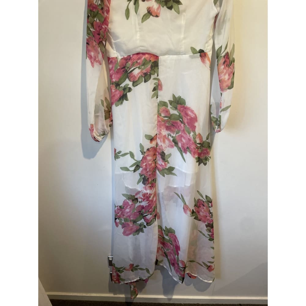 Showpo size 8 tie front floral cardi / cover up - cover ups cardigan - condition: used women’s apparel